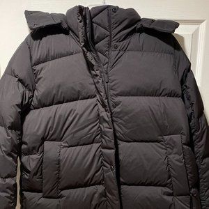 Women’s Lululemon Wunder Puff Jacket Size 8